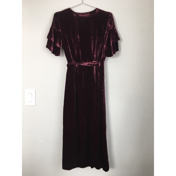 CLUB MONACO Tay Velvet Midi Wrap Dress Burgundy 2 ASO Meghan Markle - Picture 6 of 9
